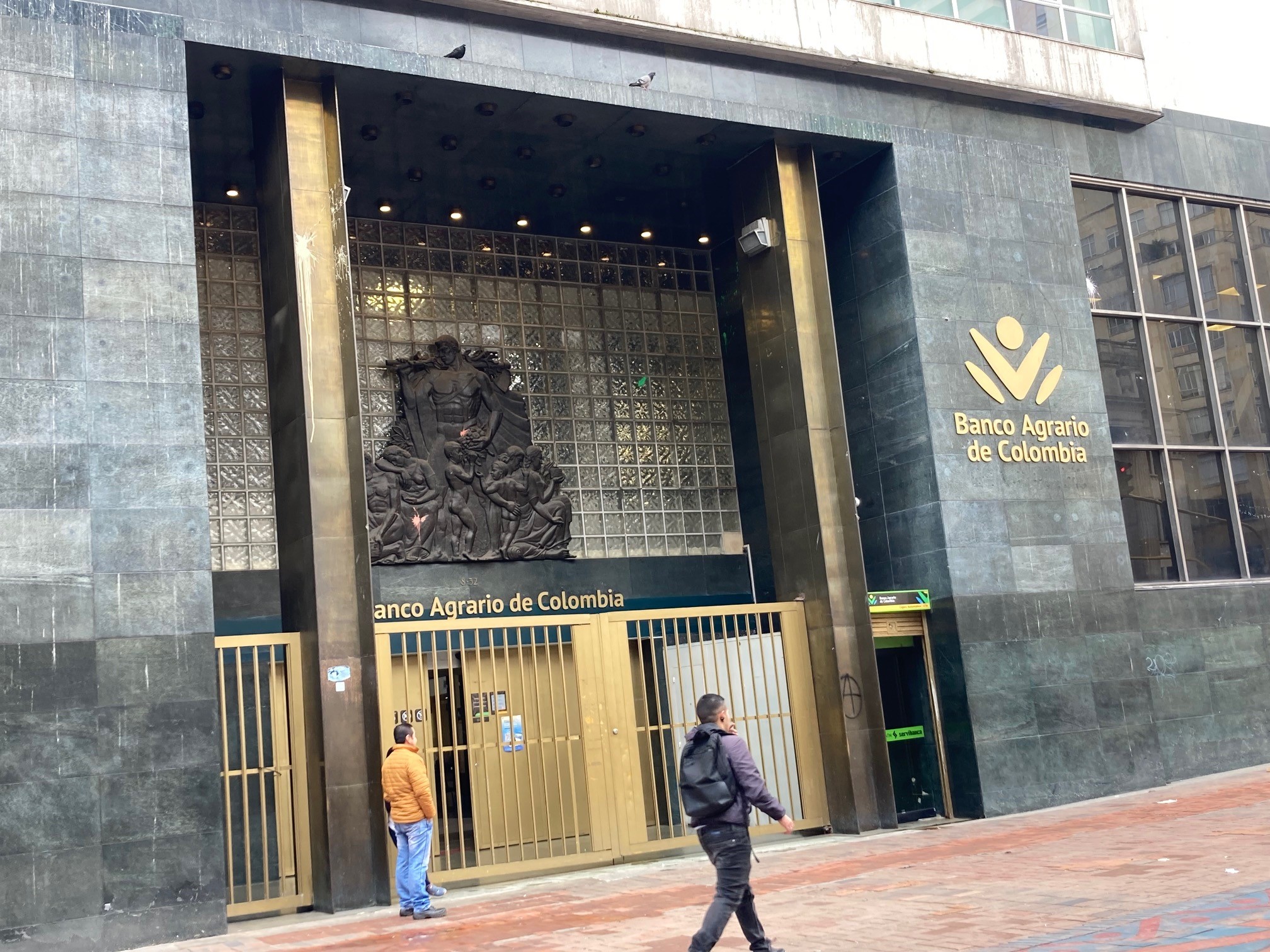 Banco oficina Jiménez