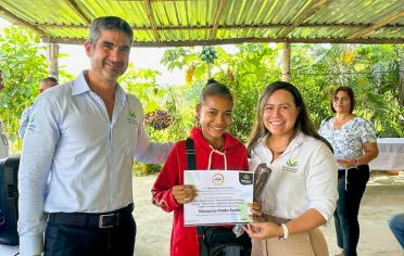 Presidente del Banco Agrario llegó a Caimito (Sucre)  