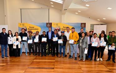 Entrega de créditos en Pasto