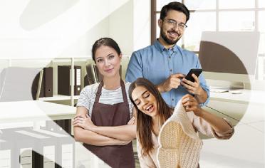 3 personas emprendiendo