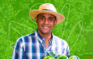 Hombre sonriente con sombrero 