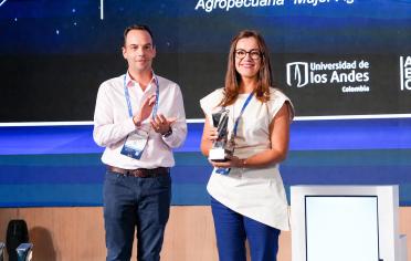 Premio tarjeta de crédito Mujer Agro 